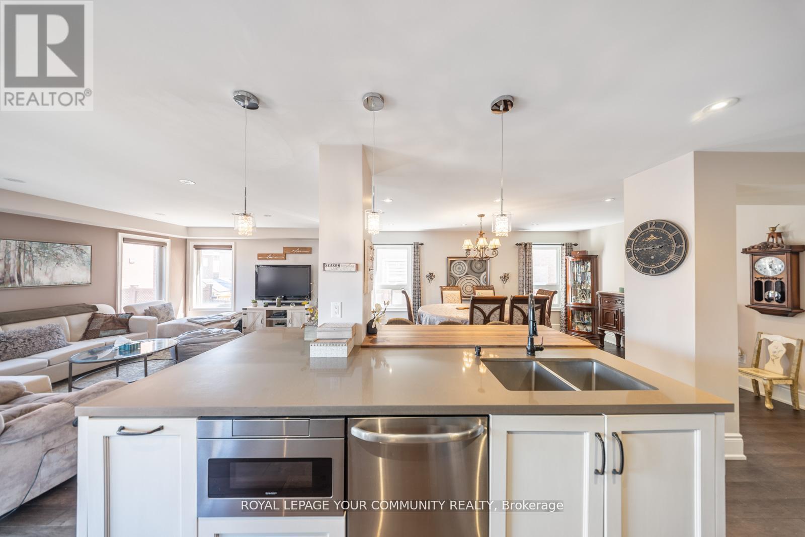 












68 GOYO GATE

,
Vaughan,




Ontario
L6A3T3

