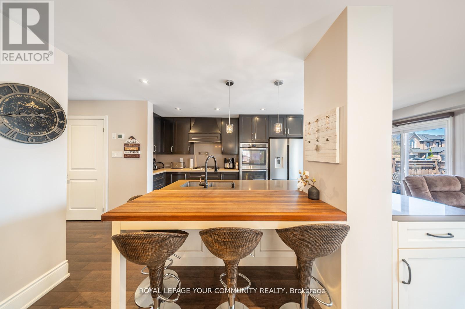 












68 GOYO GATE

,
Vaughan,




Ontario
L6A3T3

