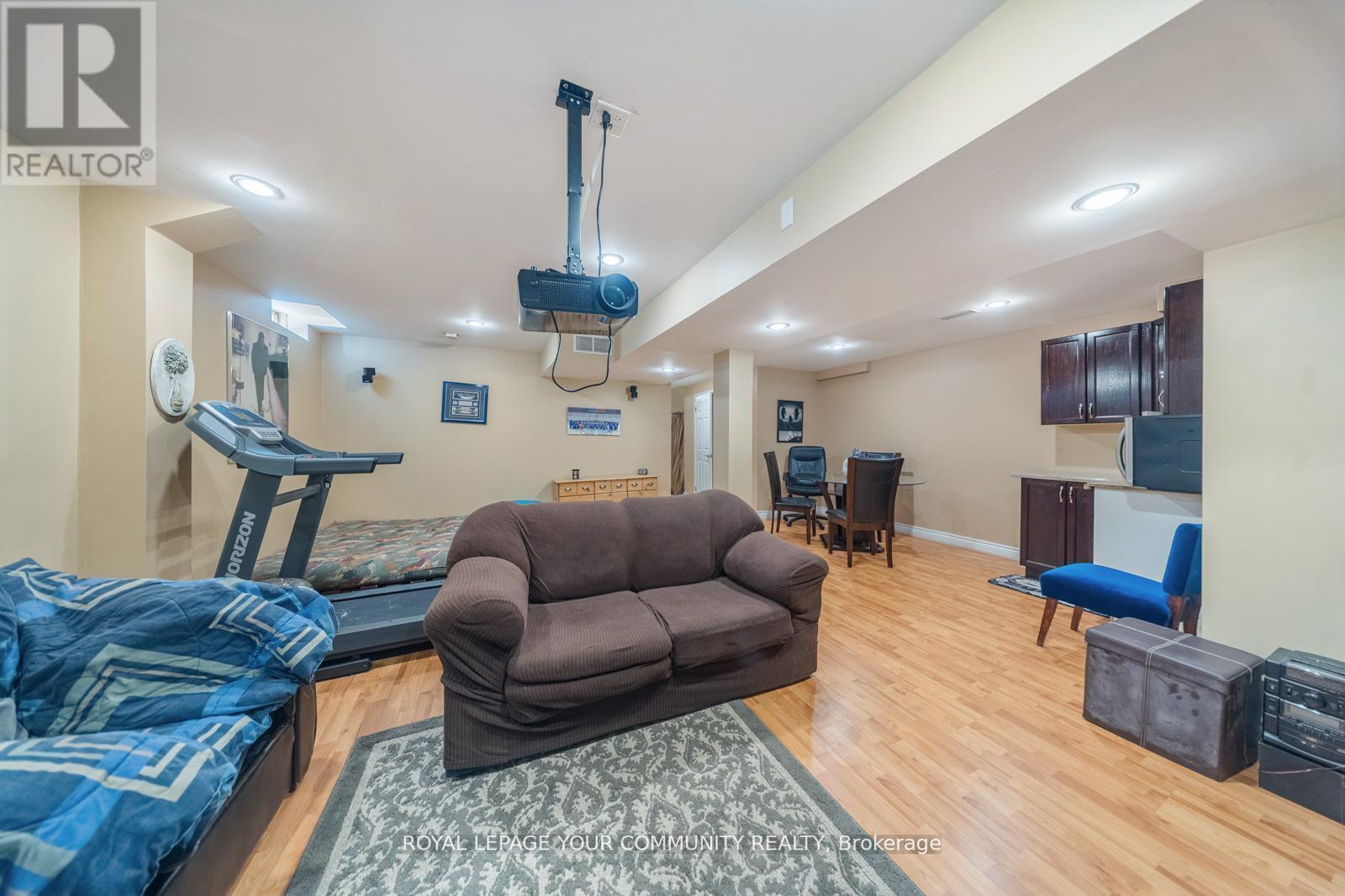 












68 GOYO GATE

,
Vaughan,




Ontario
L6A3T3

