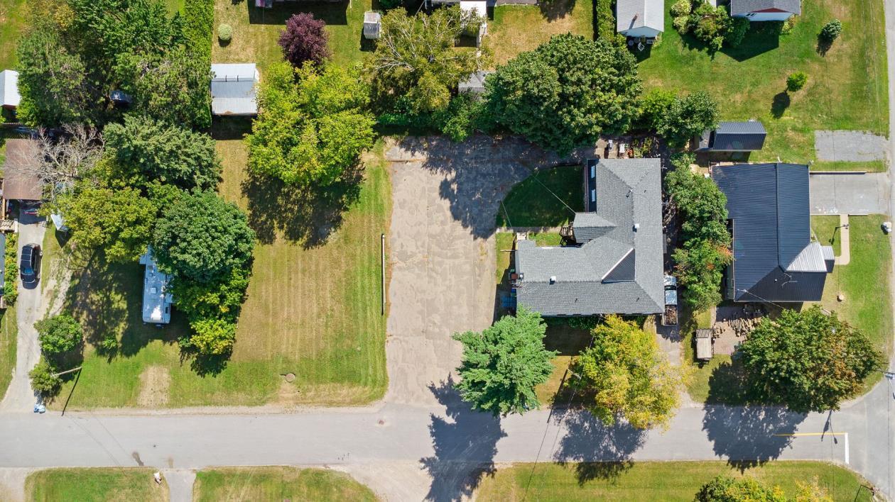 









44


Rue Lake

,
Shawville,




QC
J0X2Y0

