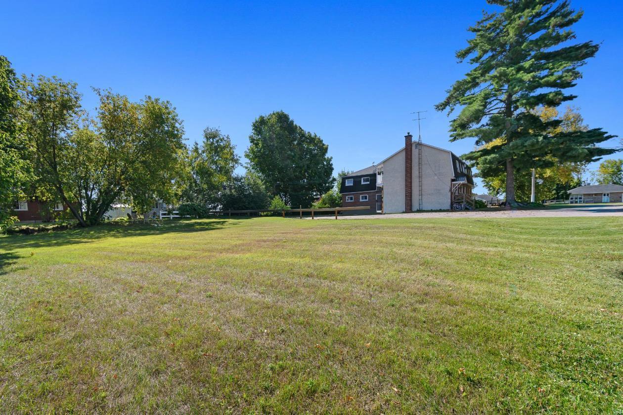 









44


Rue Lake

,
Shawville,




QC
J0X2Y0

