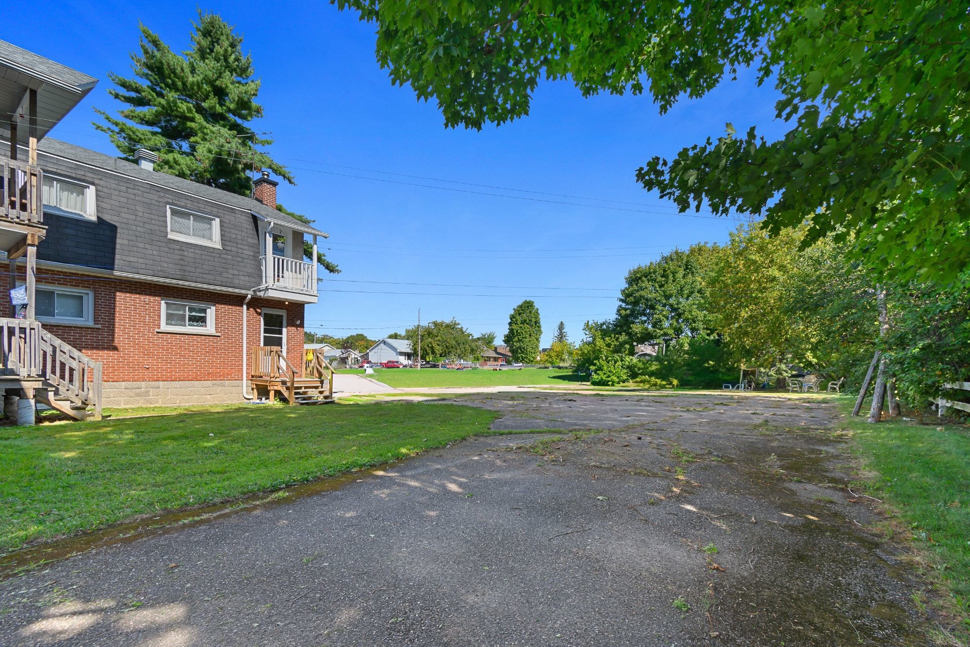 









44


Rue Lake

,
Shawville,




QC
J0X2Y0

