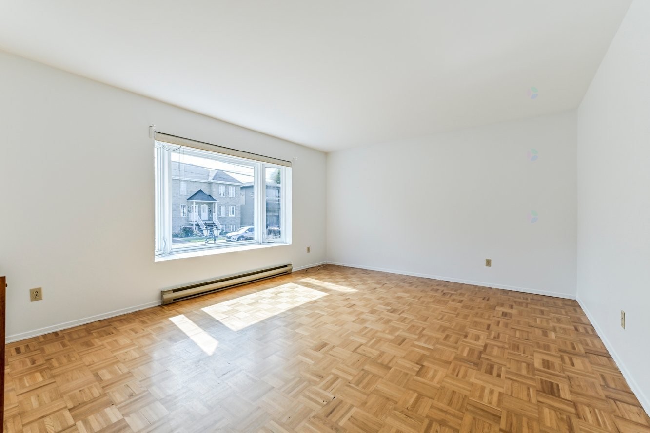 









5615


Av. Auteuil

,
Brossard,




QC
J4Z1M5

