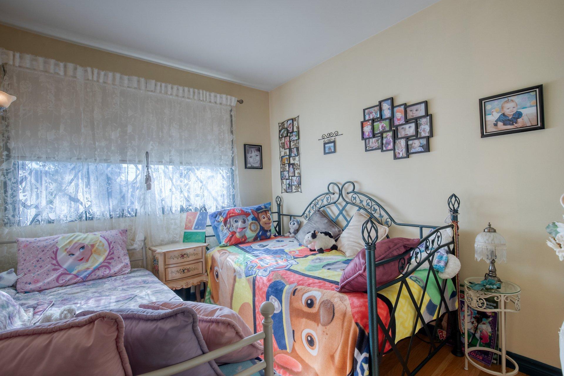 









7510


Rue Madrid

,
Brossard,




QC
J4Y1G2

