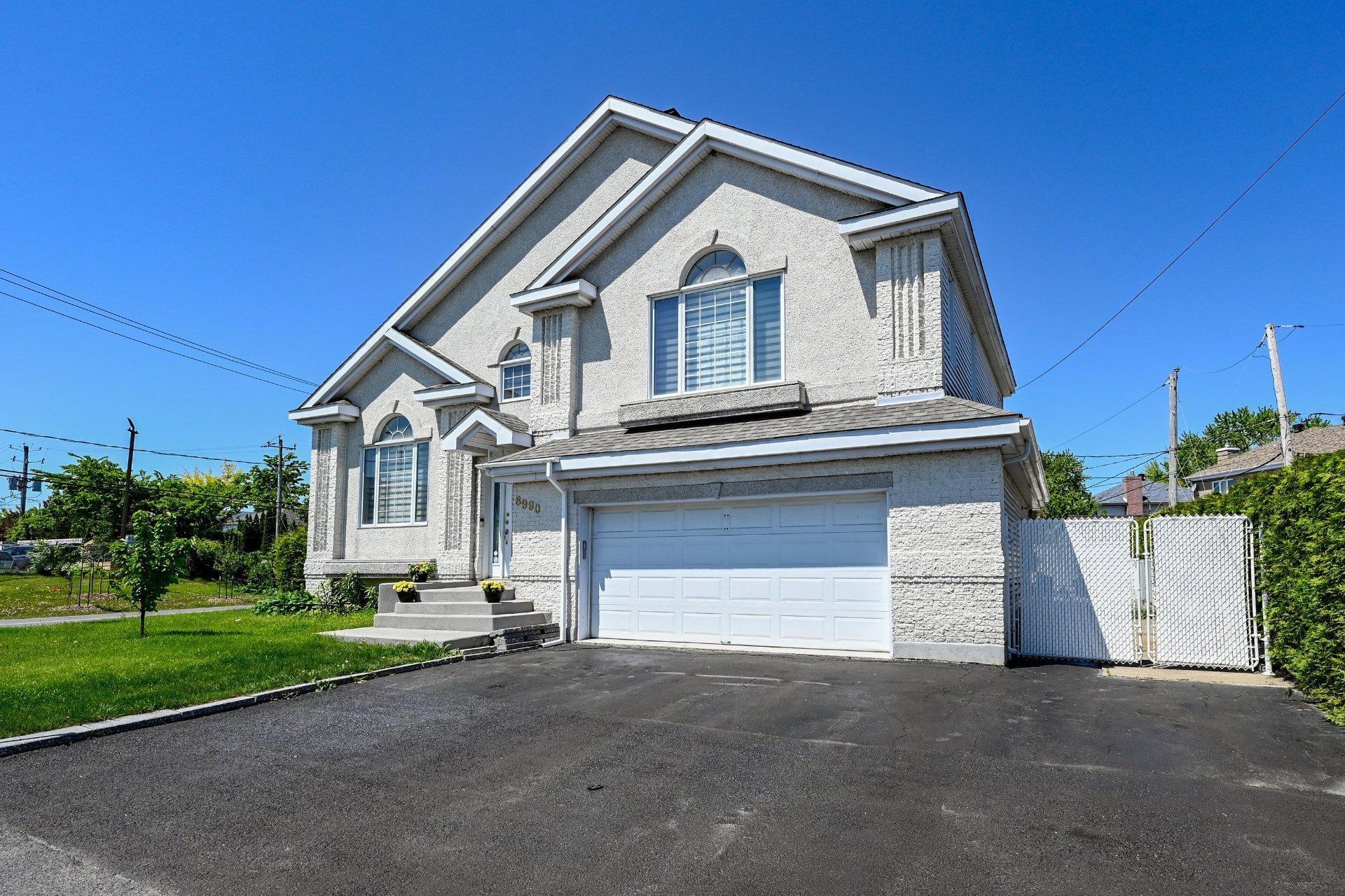 









8990


Place Rodier

,
Brossard,




QC
J4X1C1

