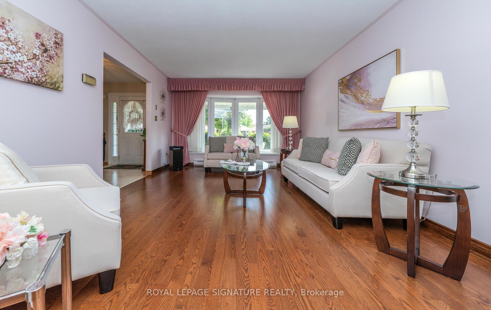 









28


Roundwood

Court,
Toronto,




ON
M1W 1Z2


