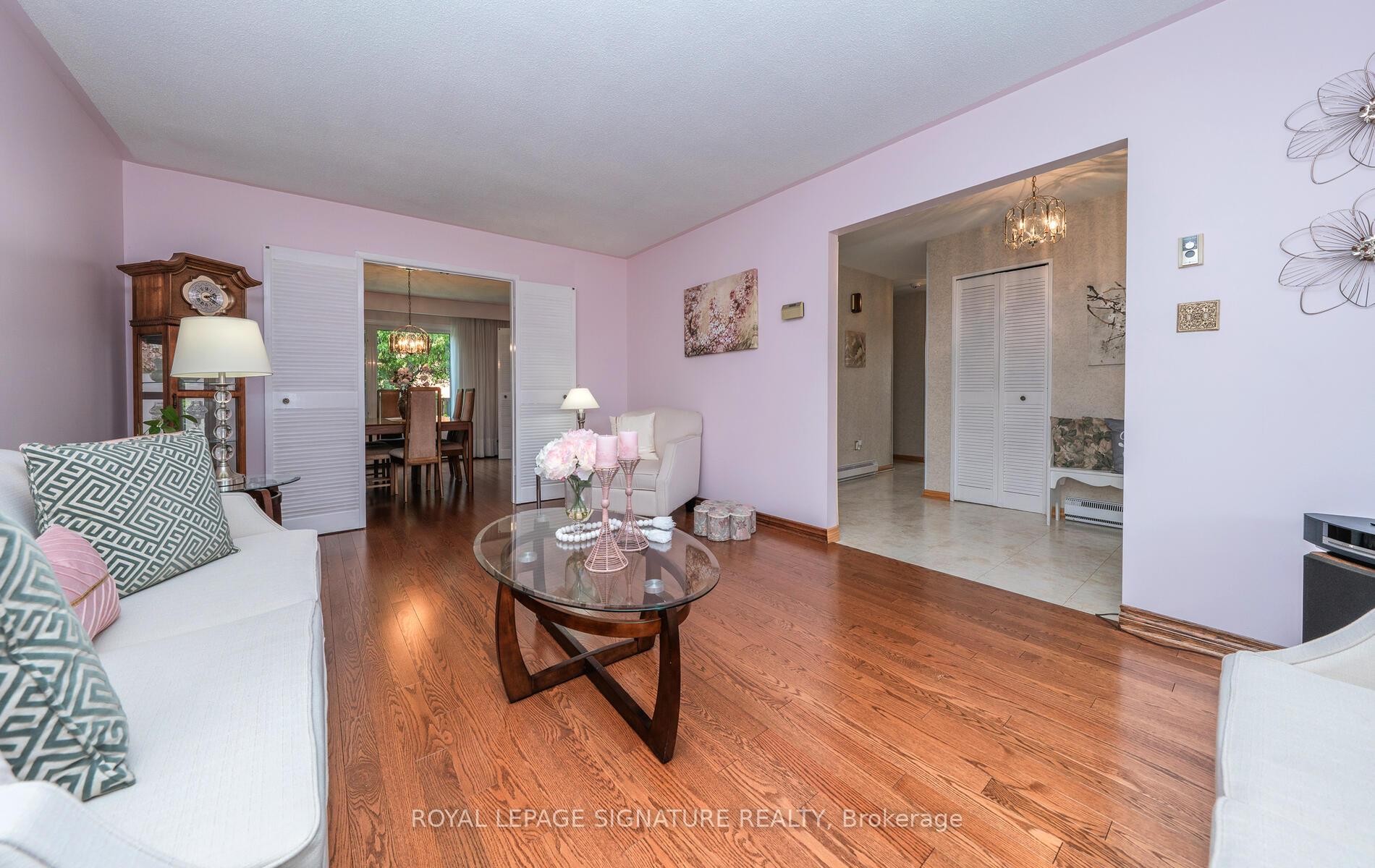 









28


Roundwood

Court,
Toronto,




ON
M1W 1Z2

