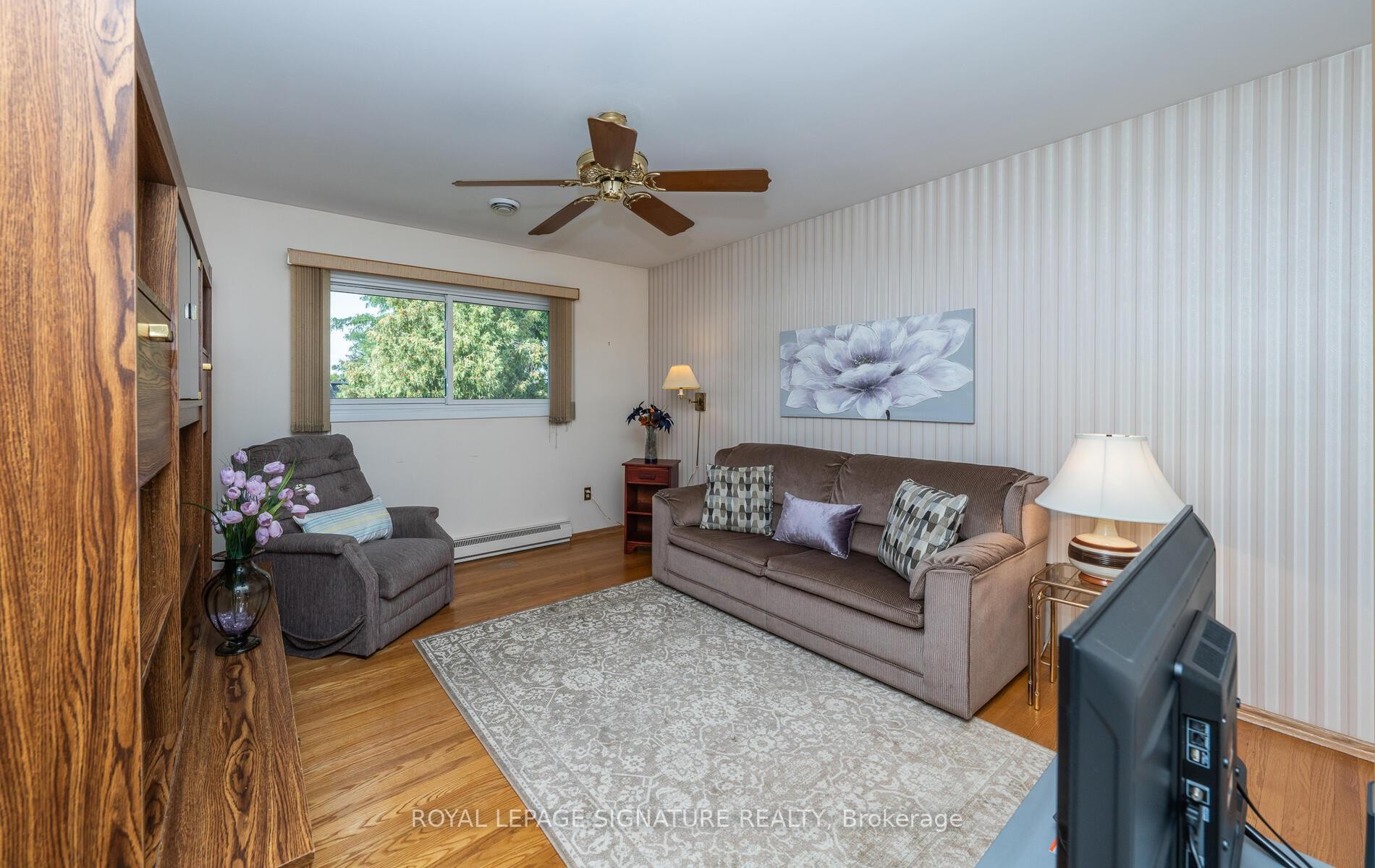 









28


Roundwood

Court,
Toronto,




ON
M1W 1Z2

