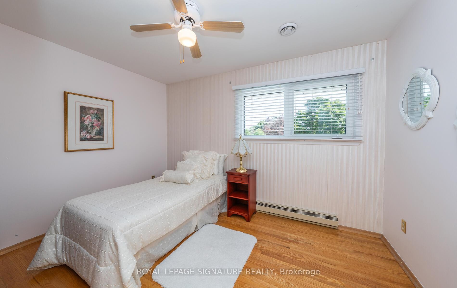 









28


Roundwood

Court,
Toronto,




ON
M1W 1Z2

