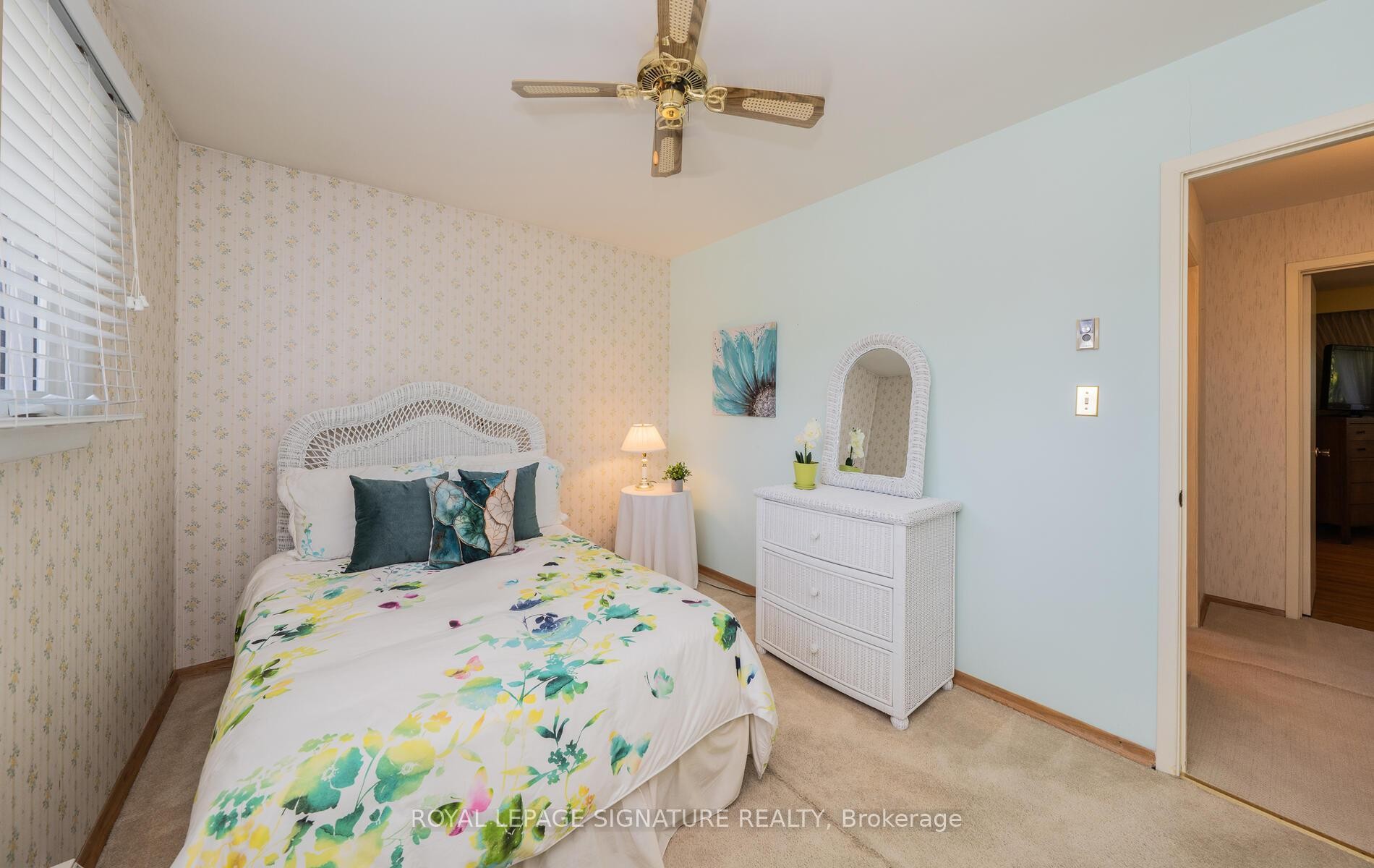 









28


Roundwood

Court,
Toronto,




ON
M1W 1Z2

