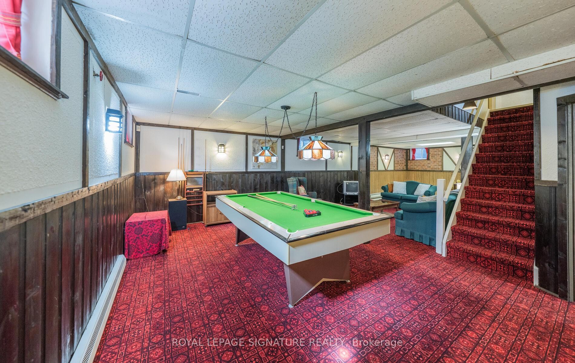 









28


Roundwood

Court,
Toronto,




ON
M1W 1Z2

