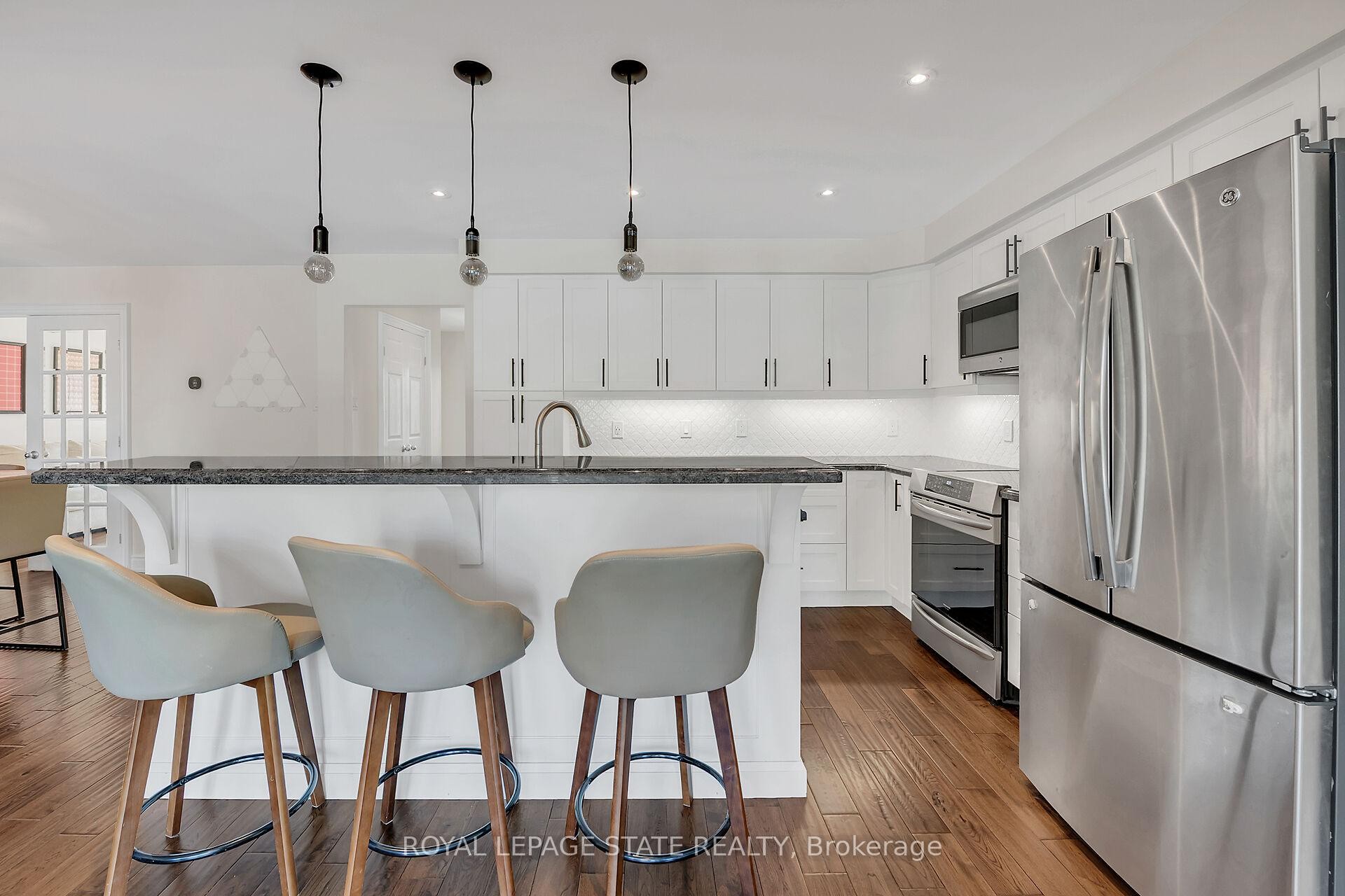 









201


Jones

Road,
Hamilton,




ON
L8E 5J4

