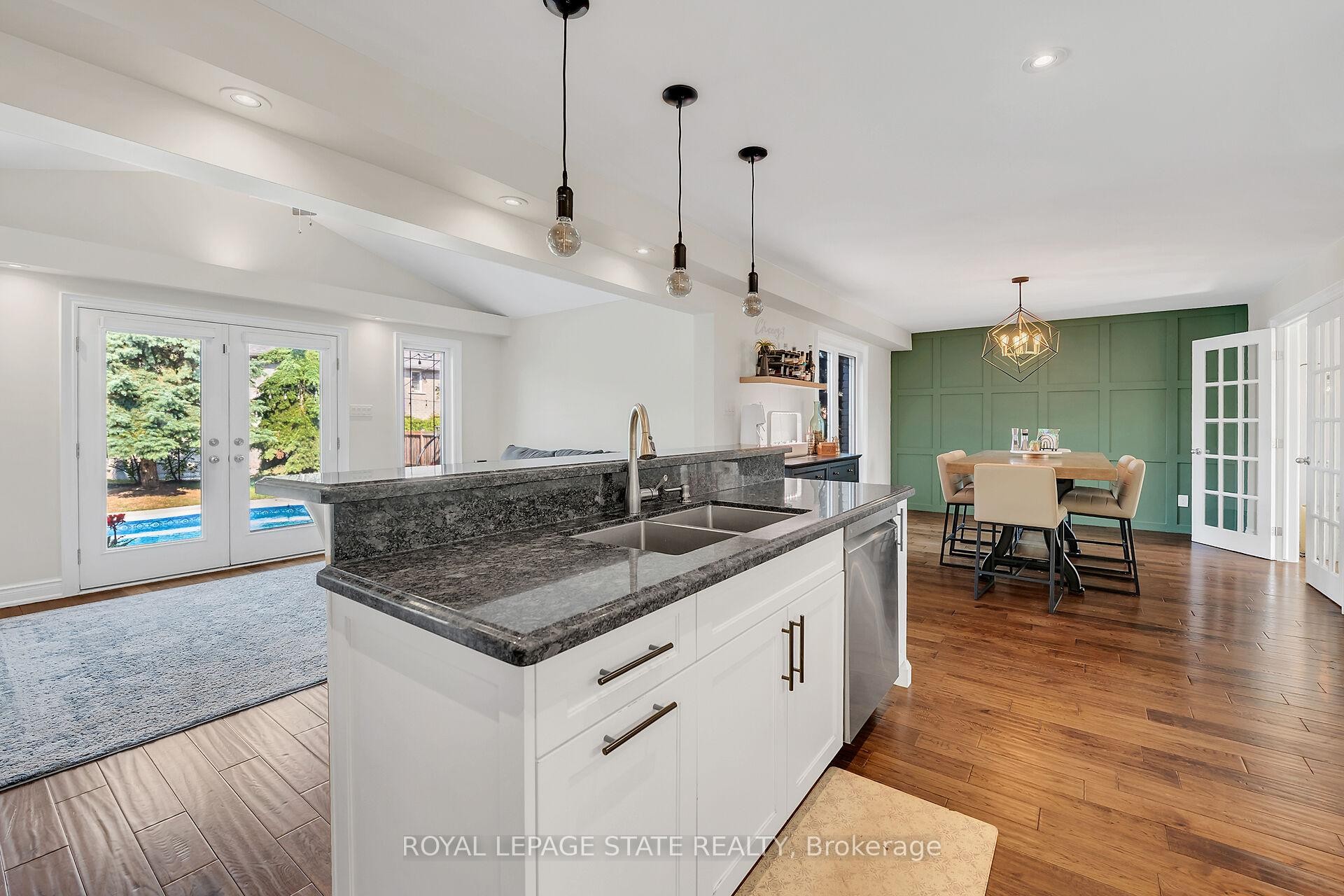 









201


Jones

Road,
Hamilton,




ON
L8E 5J4

