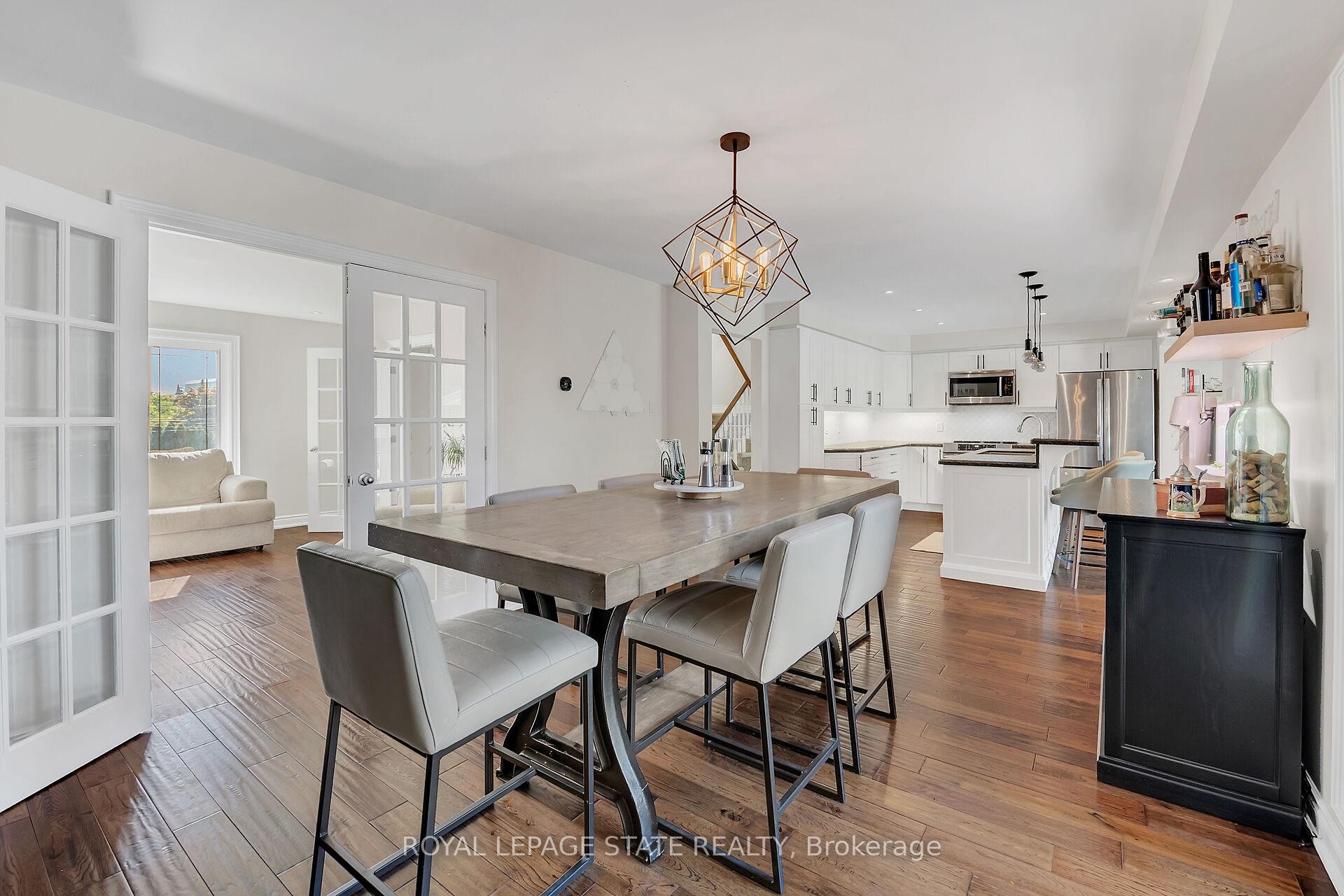 









201


Jones

Road,
Hamilton,




ON
L8E 5J4

