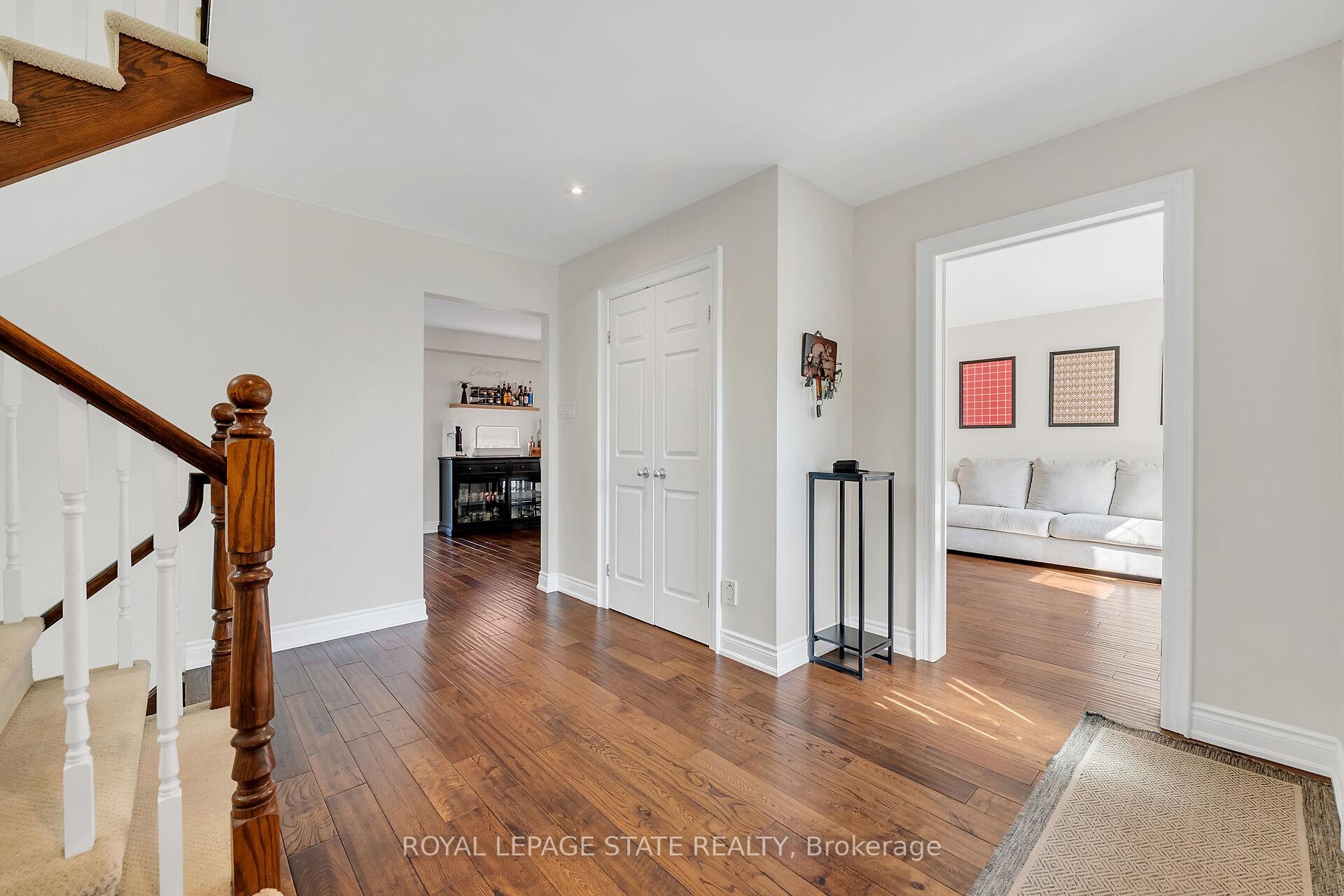 









201


Jones

Road,
Hamilton,




ON
L8E 5J4

