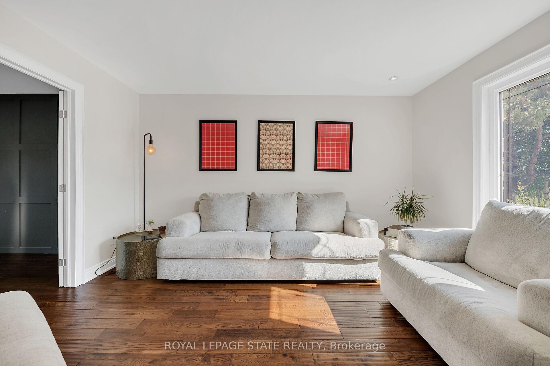 









201


Jones

Road,
Hamilton,




ON
L8E 5J4

