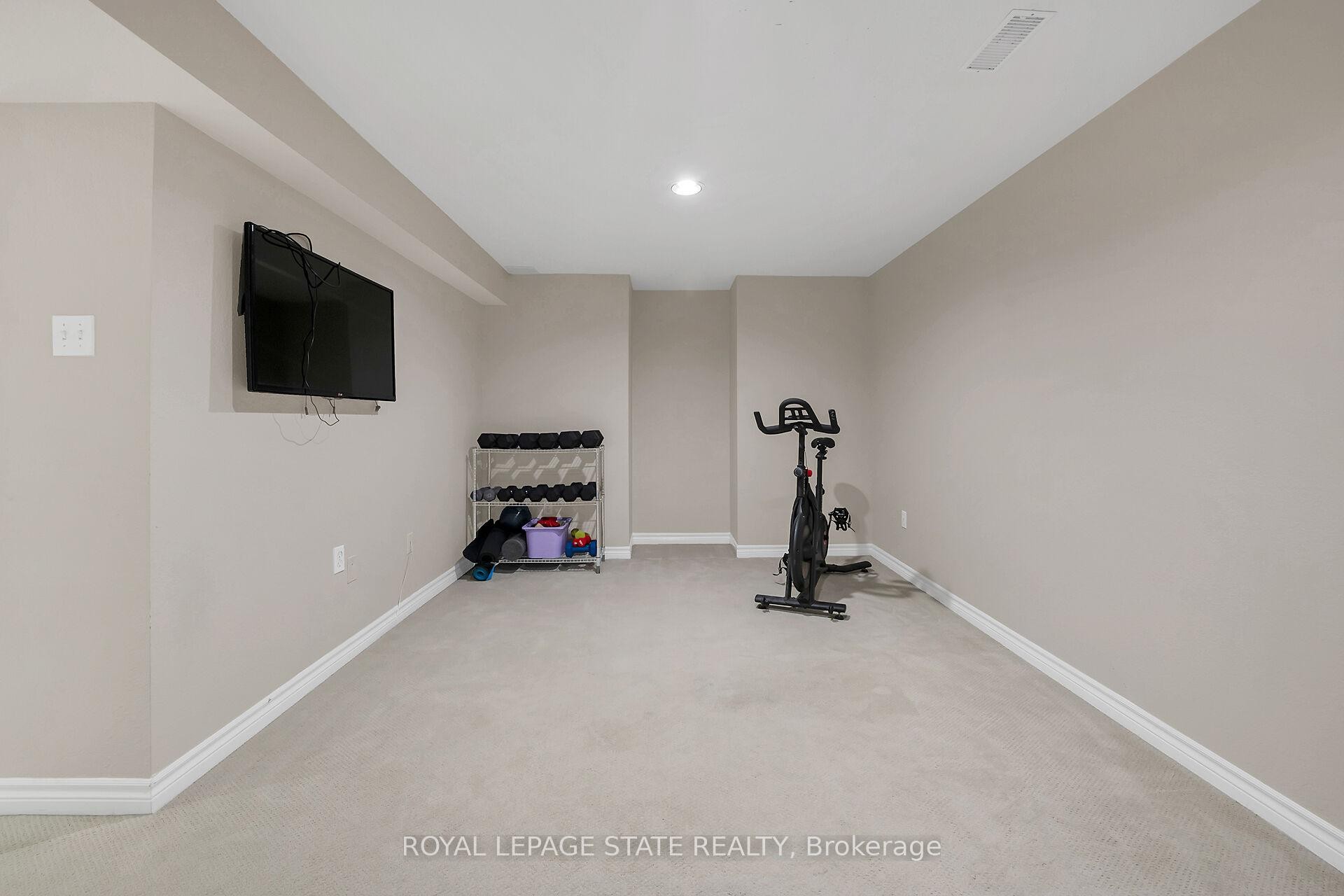 









201


Jones

Road,
Hamilton,




ON
L8E 5J4

