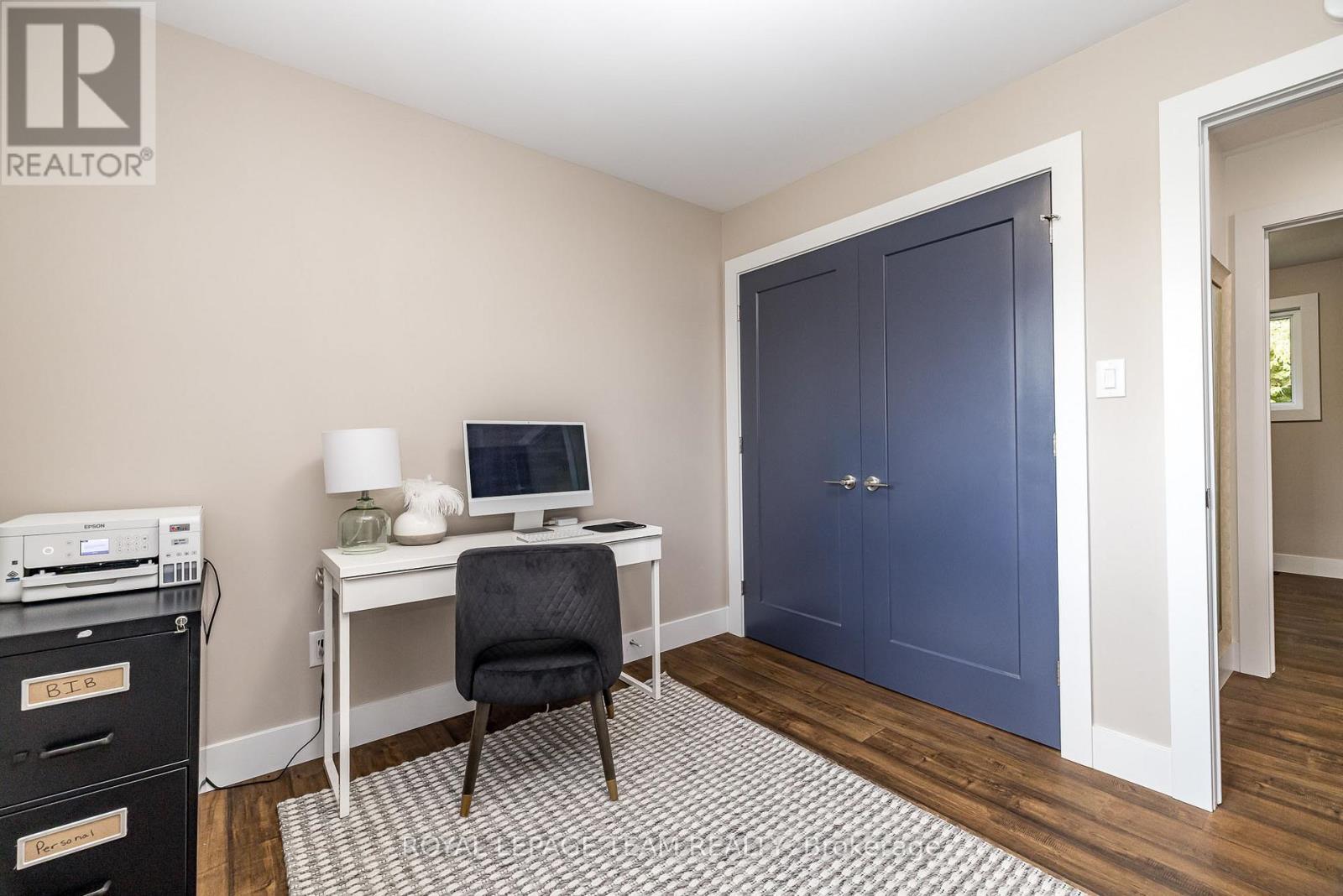 












206 RIVER VIEW LANE

,
North Grenville,




Ontario
K0G1J0

