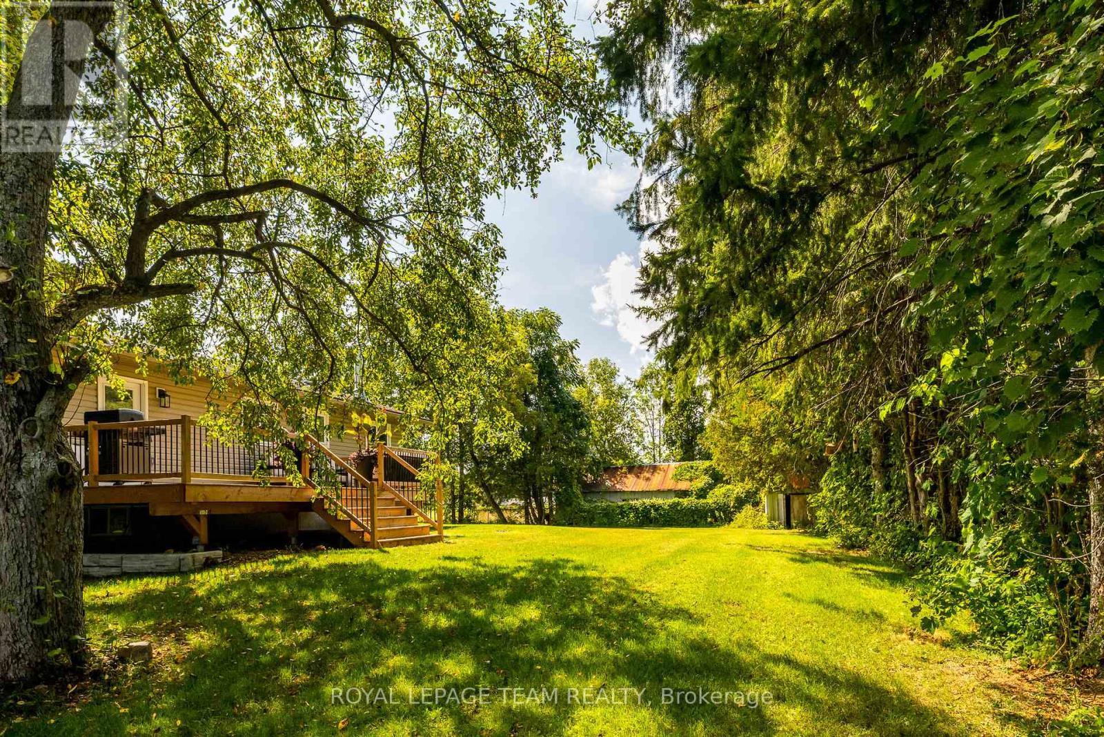 












206 RIVER VIEW LANE

,
North Grenville,




Ontario
K0G1J0

