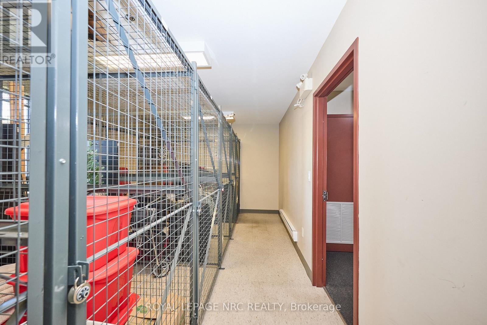 












304 - 26 WELLINGTON STREET

,
St. Catharines (Downtown),




Ontario
L2R5P8

