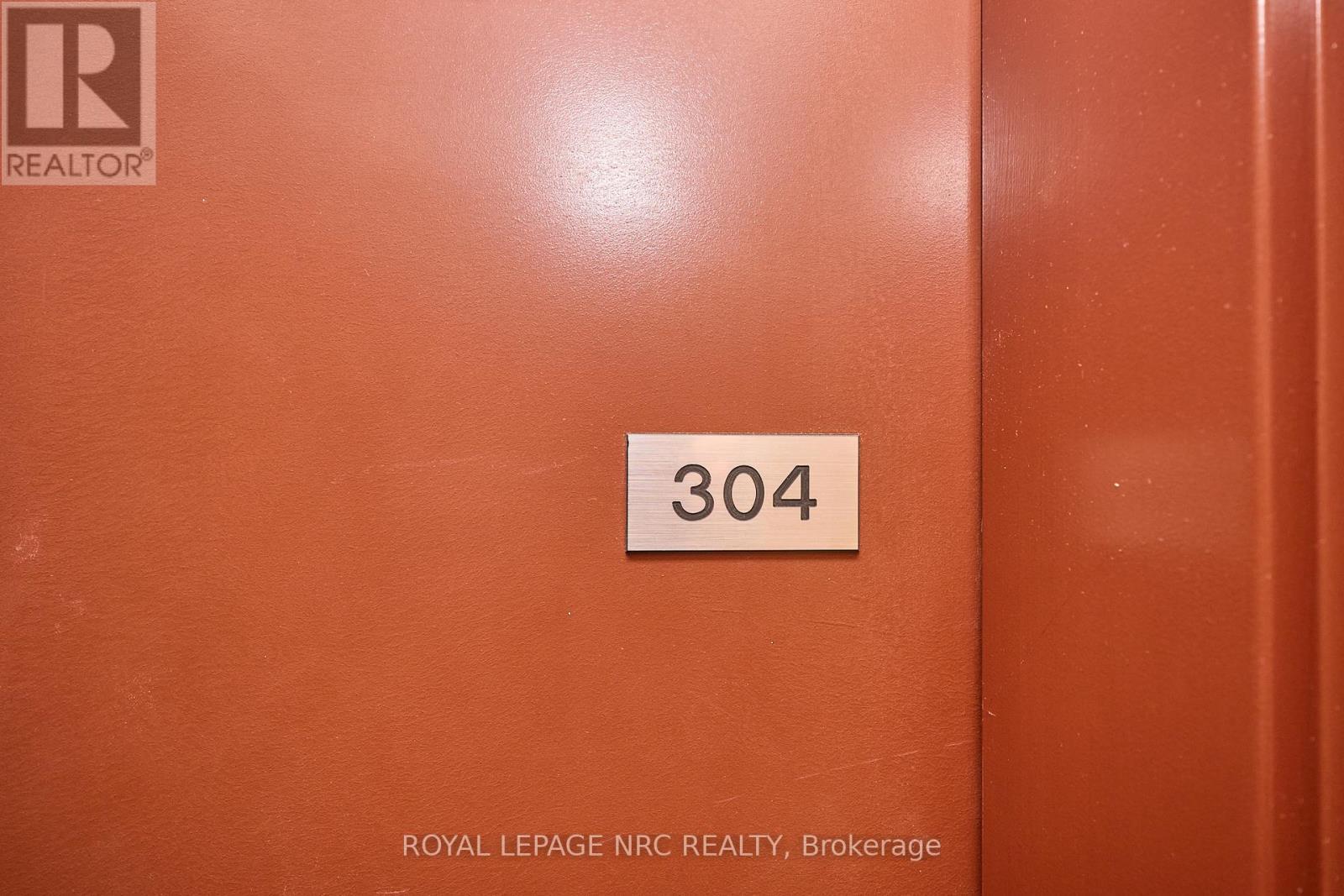 












304 - 26 WELLINGTON STREET

,
St. Catharines (Downtown),




Ontario
L2R5P8

