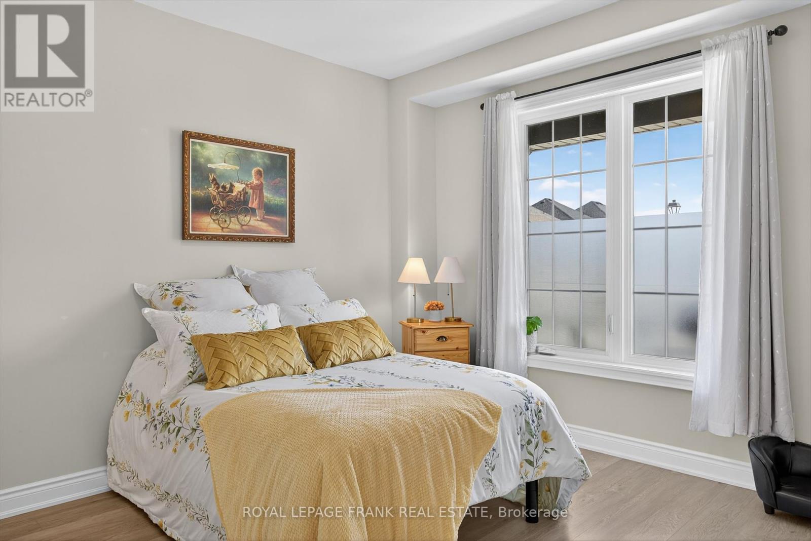 












292 NOFTALL GARDENS

,
Peterborough (Northcrest Ward 5),




Ontario
K9H0G4

