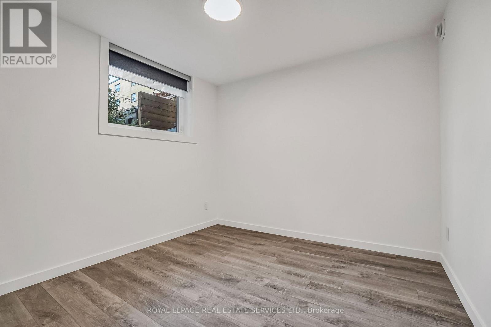 












A - 439 WINONA DRIVE

,
Toronto,




Ontario
M6C3T4

