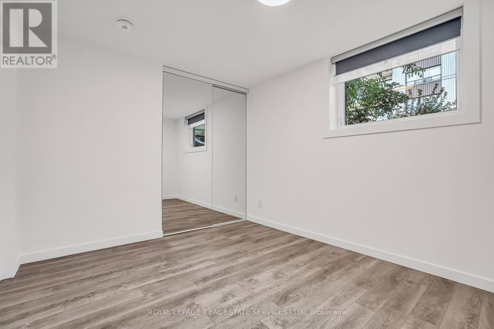 












A - 439 WINONA DRIVE

,
Toronto,




Ontario
M6C3T4

