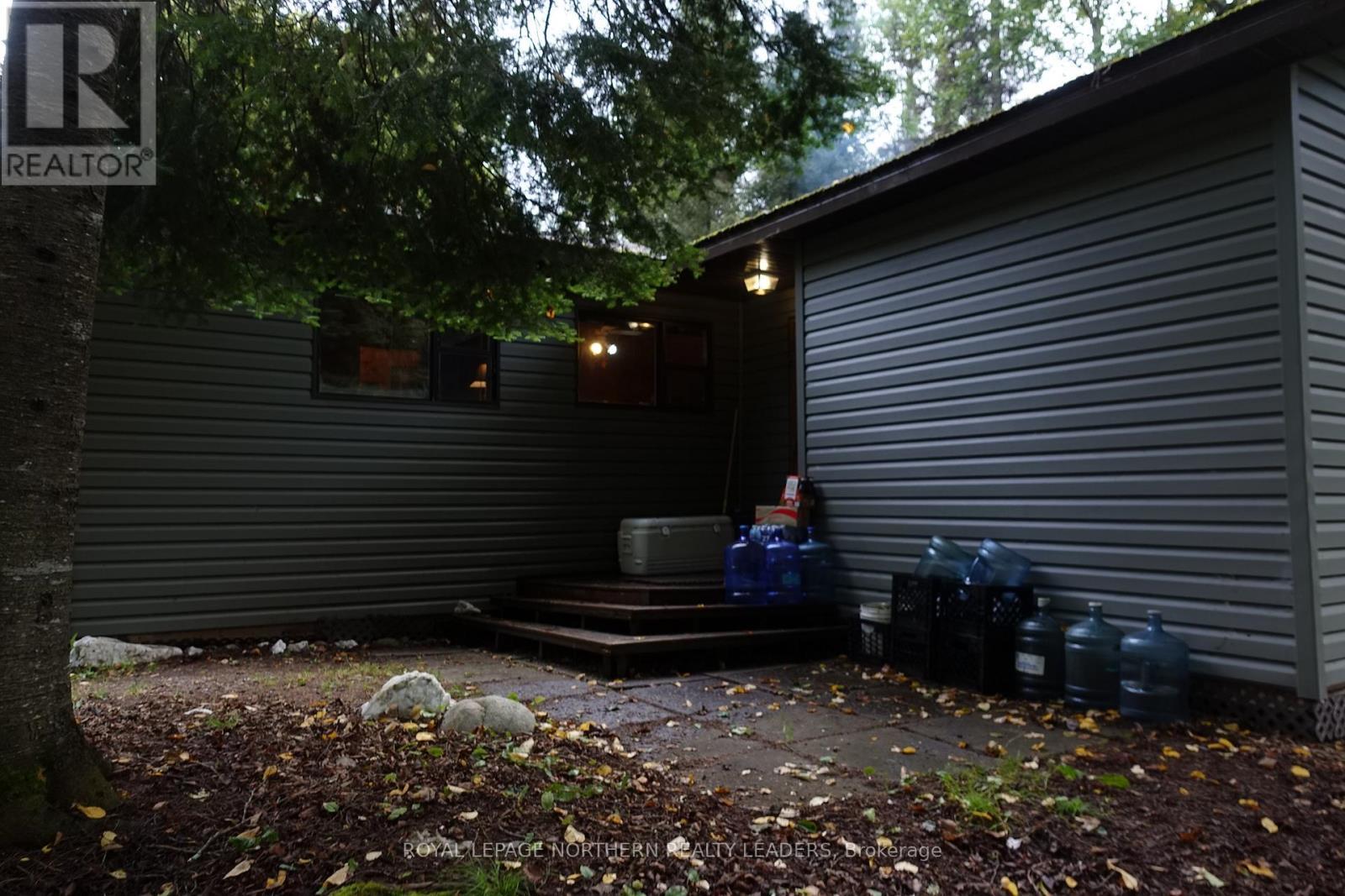 












LOT 11 HORWOOD LAKE

,
Timmins (TM - Outside West),




Ontario
P4N7G2

