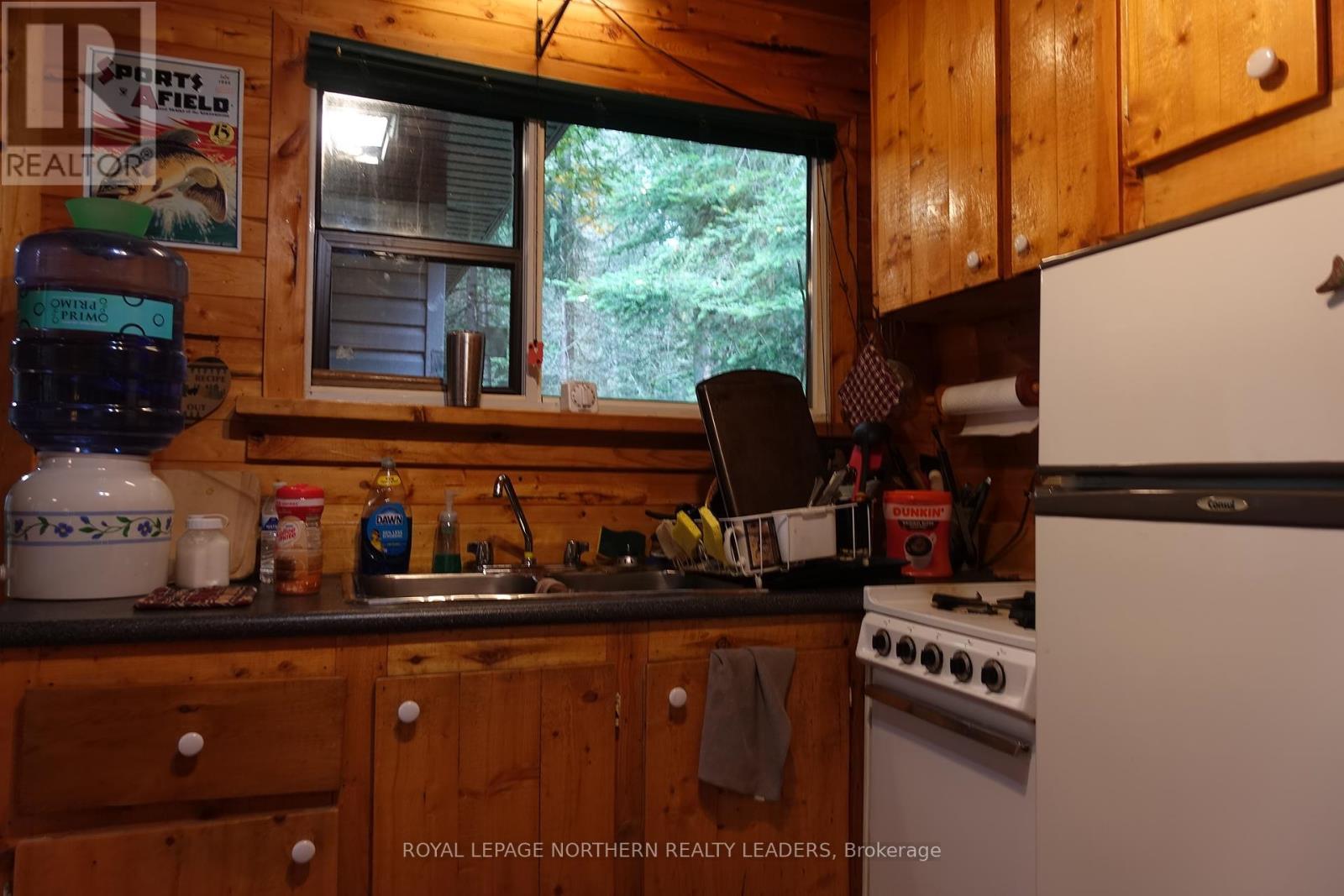 












LOT 11 HORWOOD LAKE

,
Timmins (TM - Outside West),




Ontario
P4N7G2

