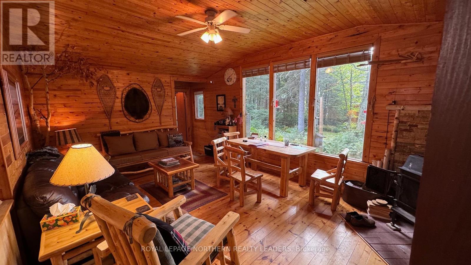 












LOT 11 HORWOOD LAKE

,
Timmins (TM - Outside West),




Ontario
P4N7G2

