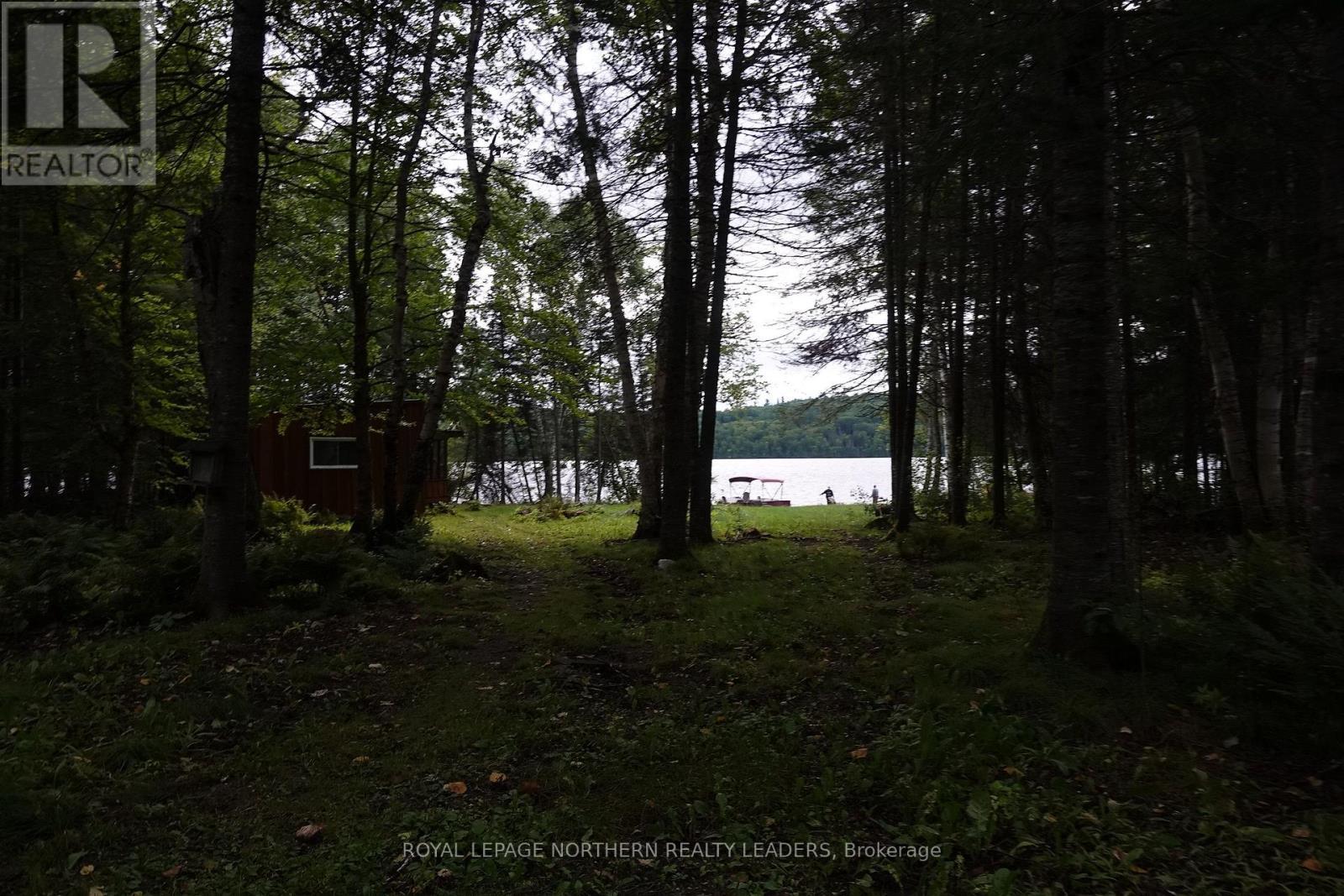 












LOT 11 HORWOOD LAKE

,
Timmins (TM - Outside West),




Ontario
P4N7G2

