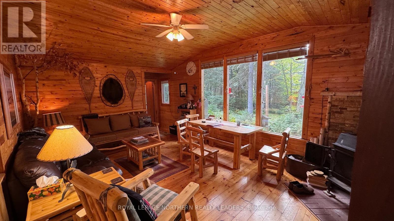












LOT 11 HORWOOD LAKE

,
Timmins (TM - Outside West),




Ontario
P4N7G2


