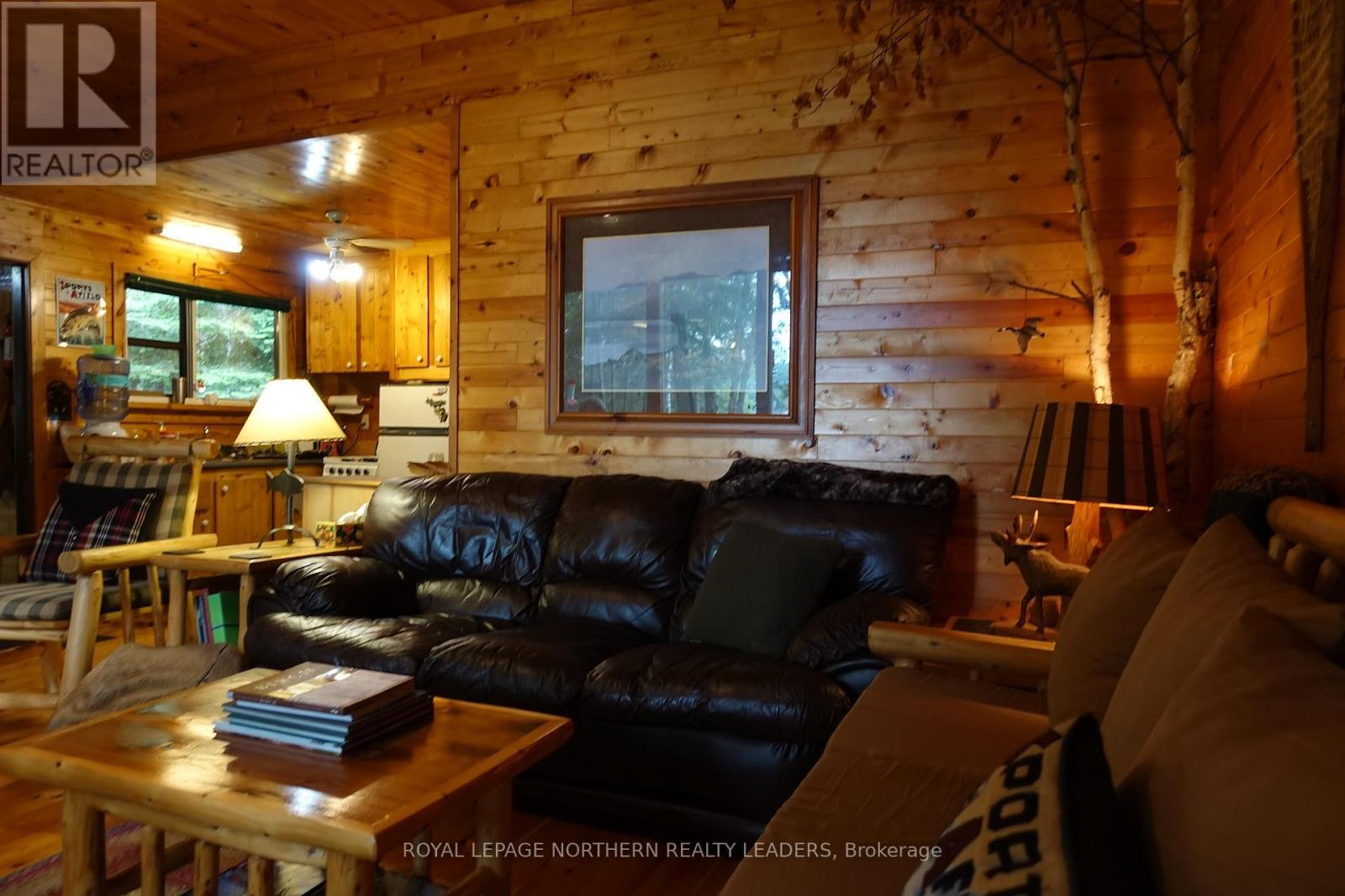 












LOT 11 HORWOOD LAKE

,
Timmins (TM - Outside West),




Ontario
P4N7G2

