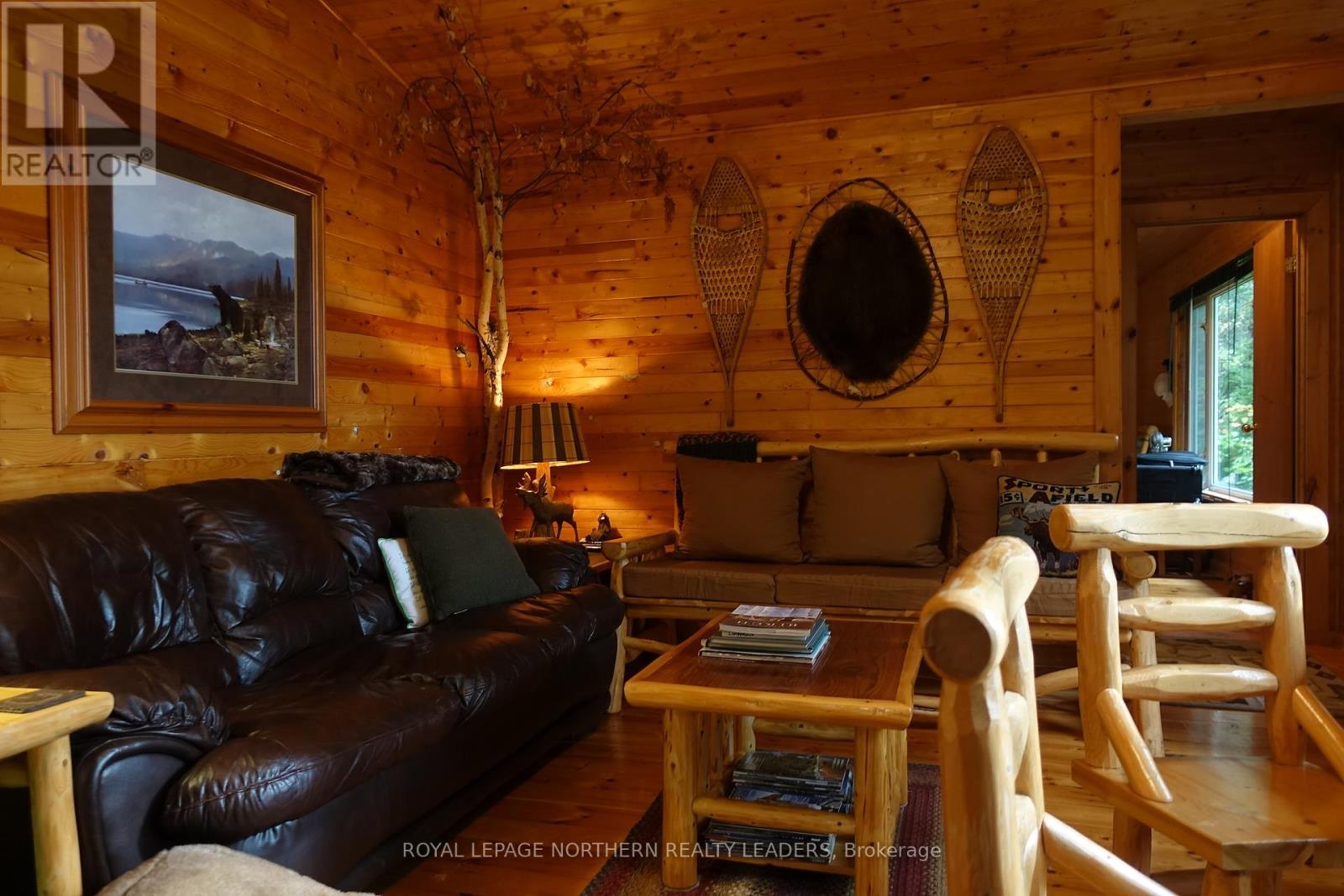 












LOT 11 HORWOOD LAKE

,
Timmins (TM - Outside West),




Ontario
P4N7G2

