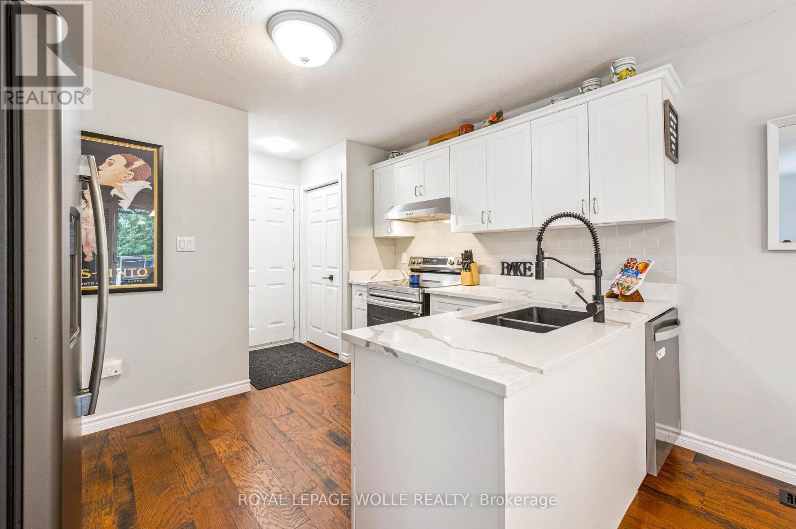 












96 KENT STREET

,
Cambridge,




Ontario
N1S4H2

