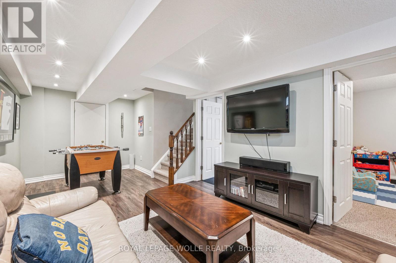 












96 KENT STREET

,
Cambridge,




Ontario
N1S4H2

