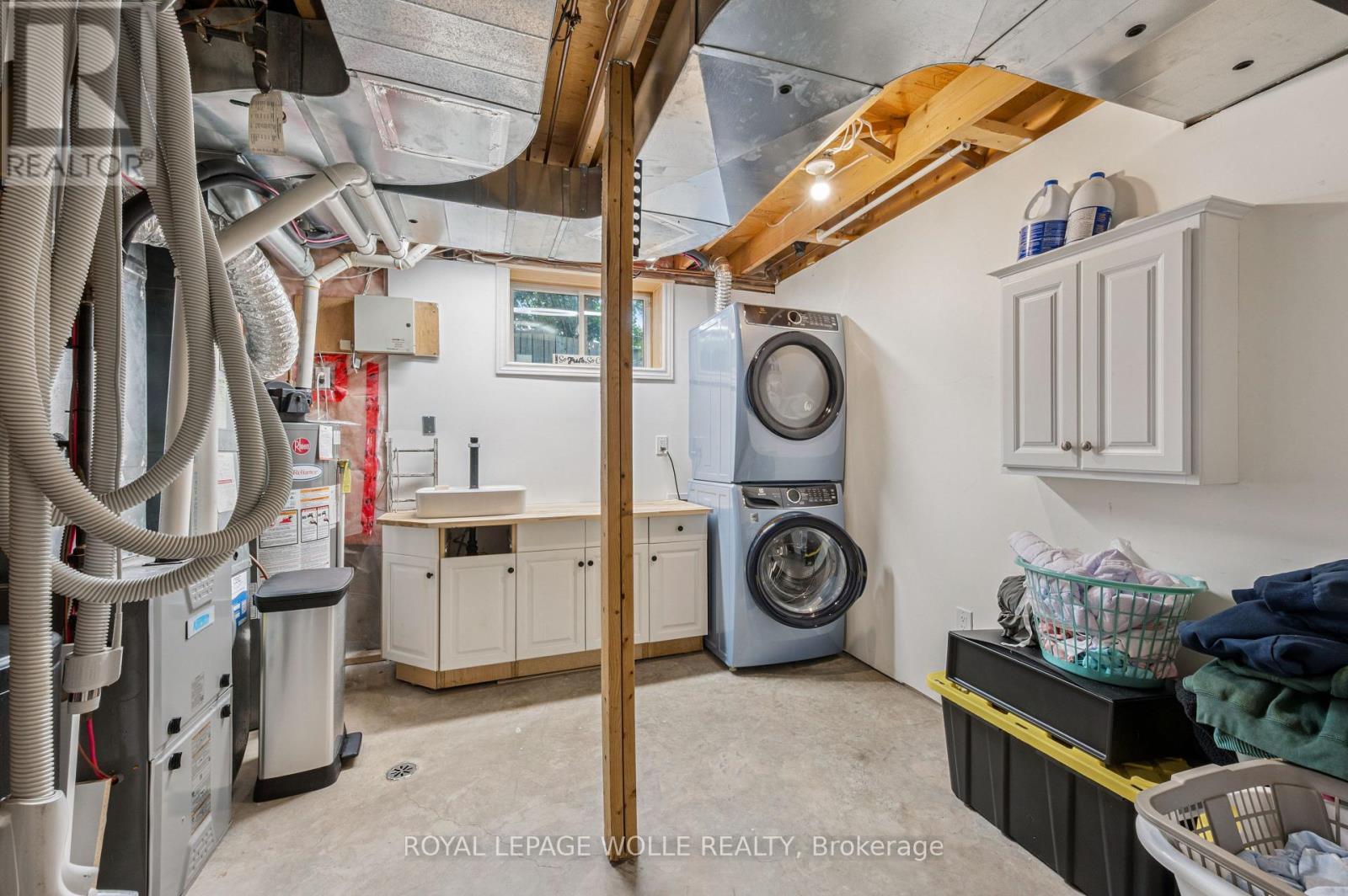 












96 KENT STREET

,
Cambridge,




Ontario
N1S4H2


