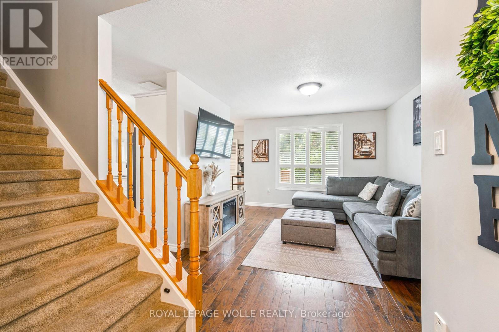 












96 KENT STREET

,
Cambridge,




Ontario
N1S4H2

