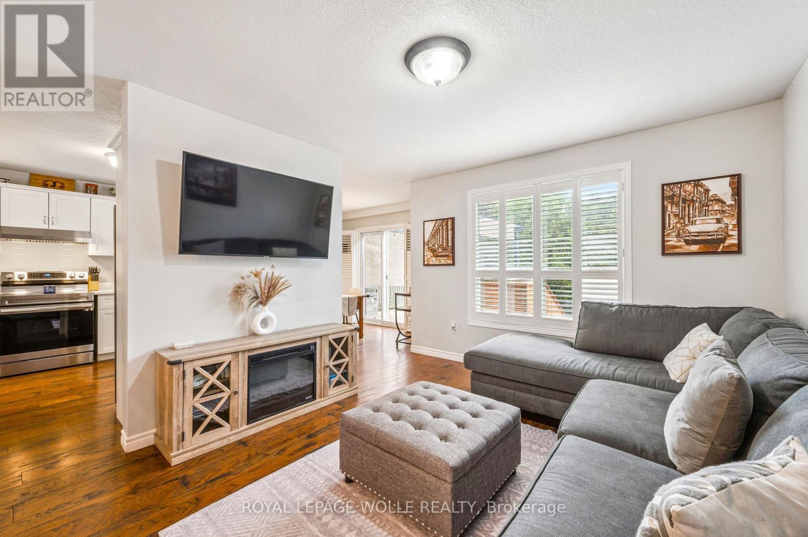 












96 KENT STREET

,
Cambridge,




Ontario
N1S4H2

