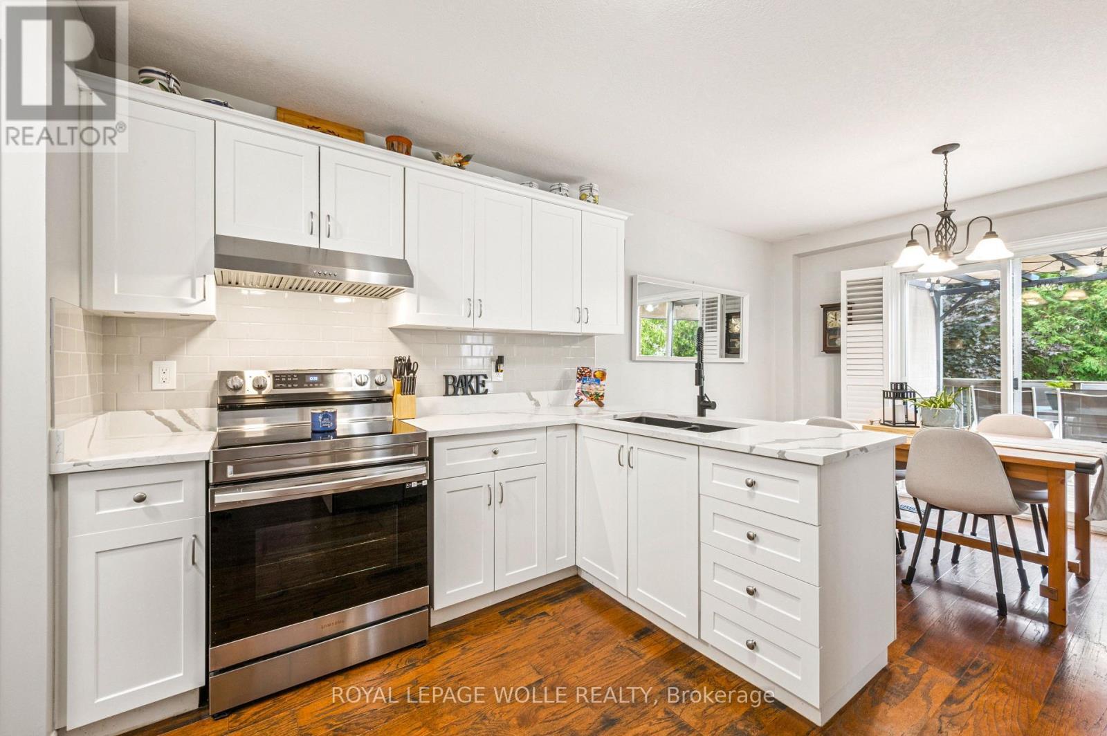 












96 KENT STREET

,
Cambridge,




Ontario
N1S4H2

