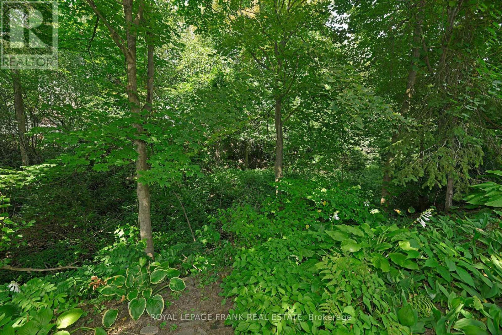 












1104 OLD PYE COURT

,
Oshawa (Centennial),




Ontario
L1G7N8

