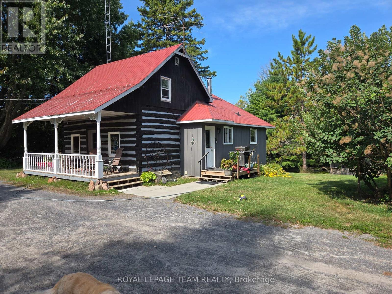 












2828 CON.10 N

,
Mississippi Mills,




Ontario
K0A2X0

