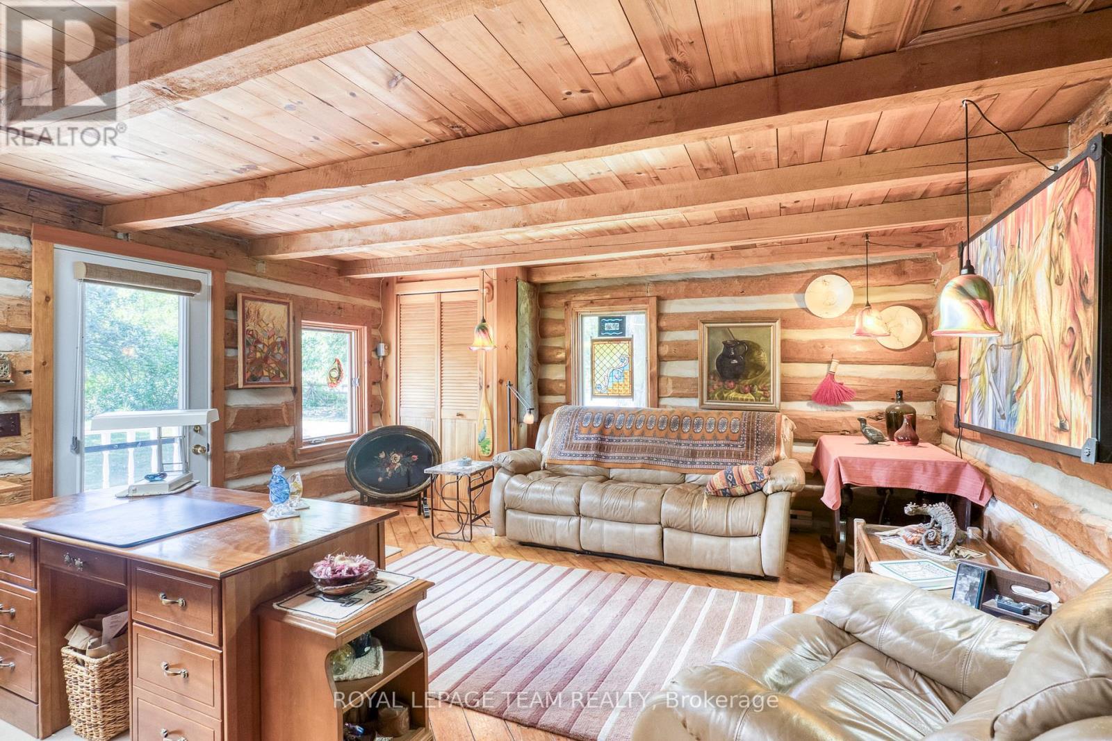 












2828 CON.10 N

,
Mississippi Mills,




Ontario
K0A2X0

