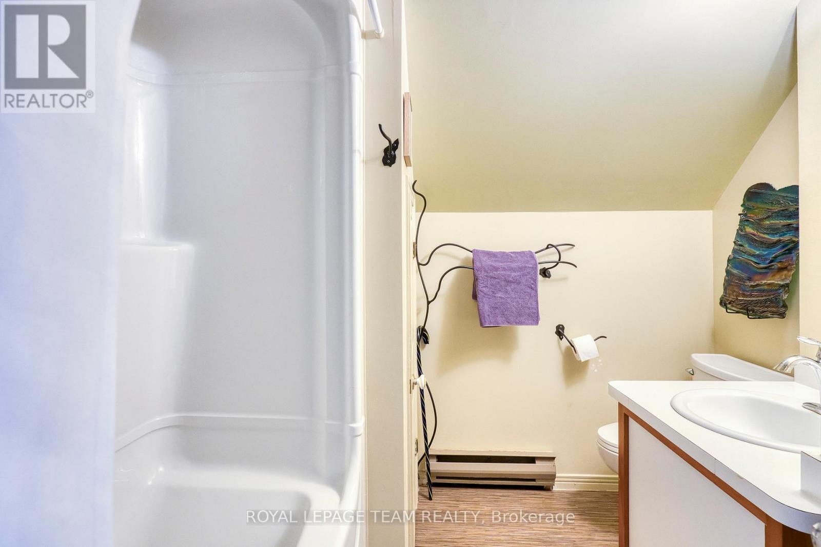 












2828 CON.10 N

,
Mississippi Mills,




Ontario
K0A2X0

