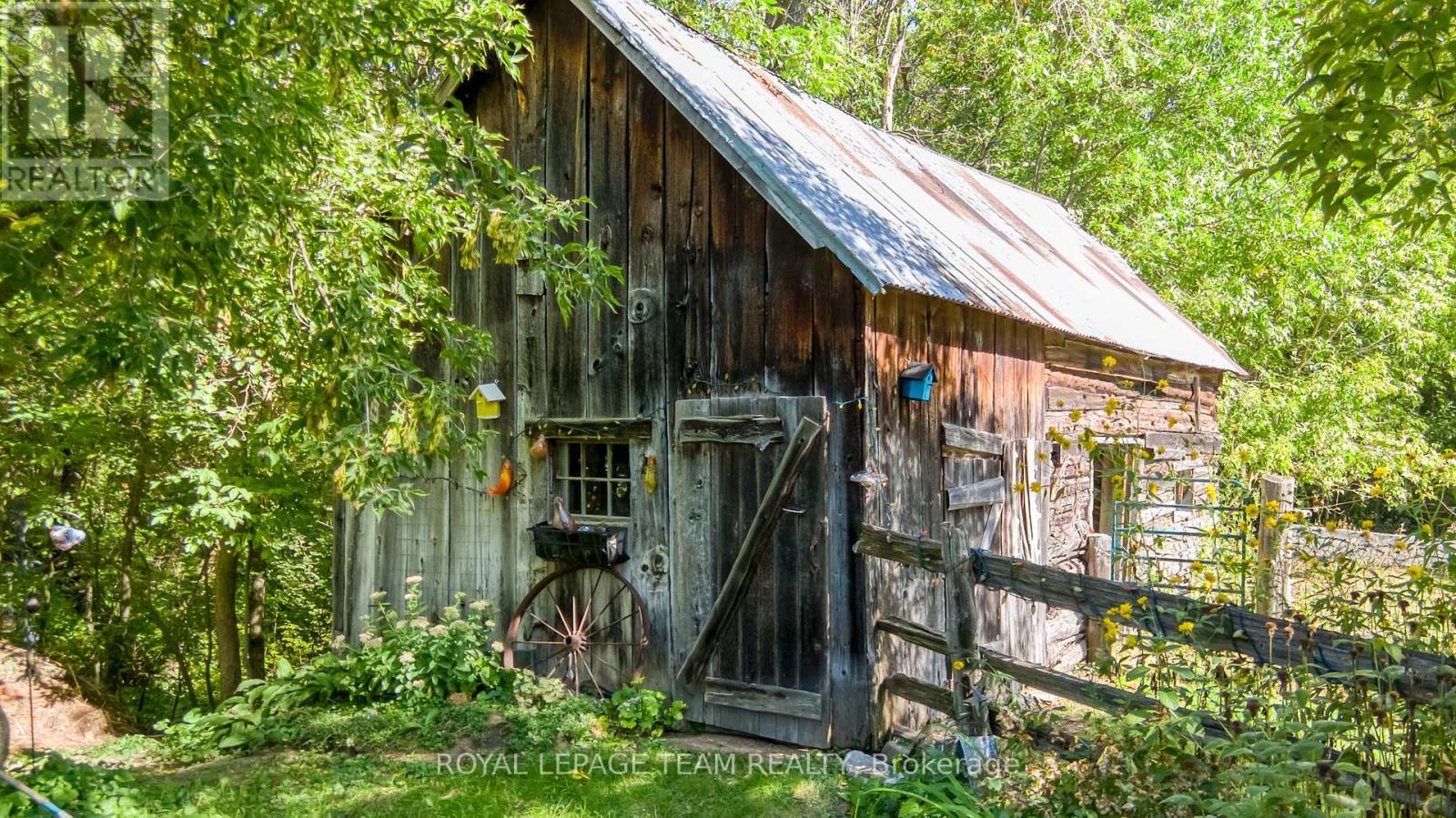 












2828 CON.10 N

,
Mississippi Mills,




Ontario
K0A2X0

