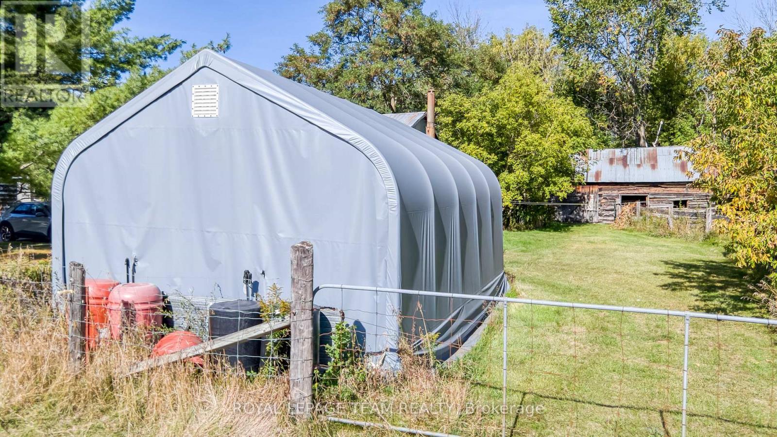 












2828 CON.10 N

,
Mississippi Mills,




Ontario
K0A2X0

