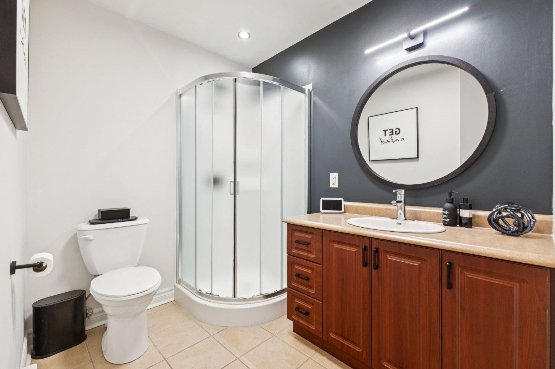 









1160


Ch. d'Aylmer

, 608,
Gatineau (Aylmer),




QC
J9H0E9

