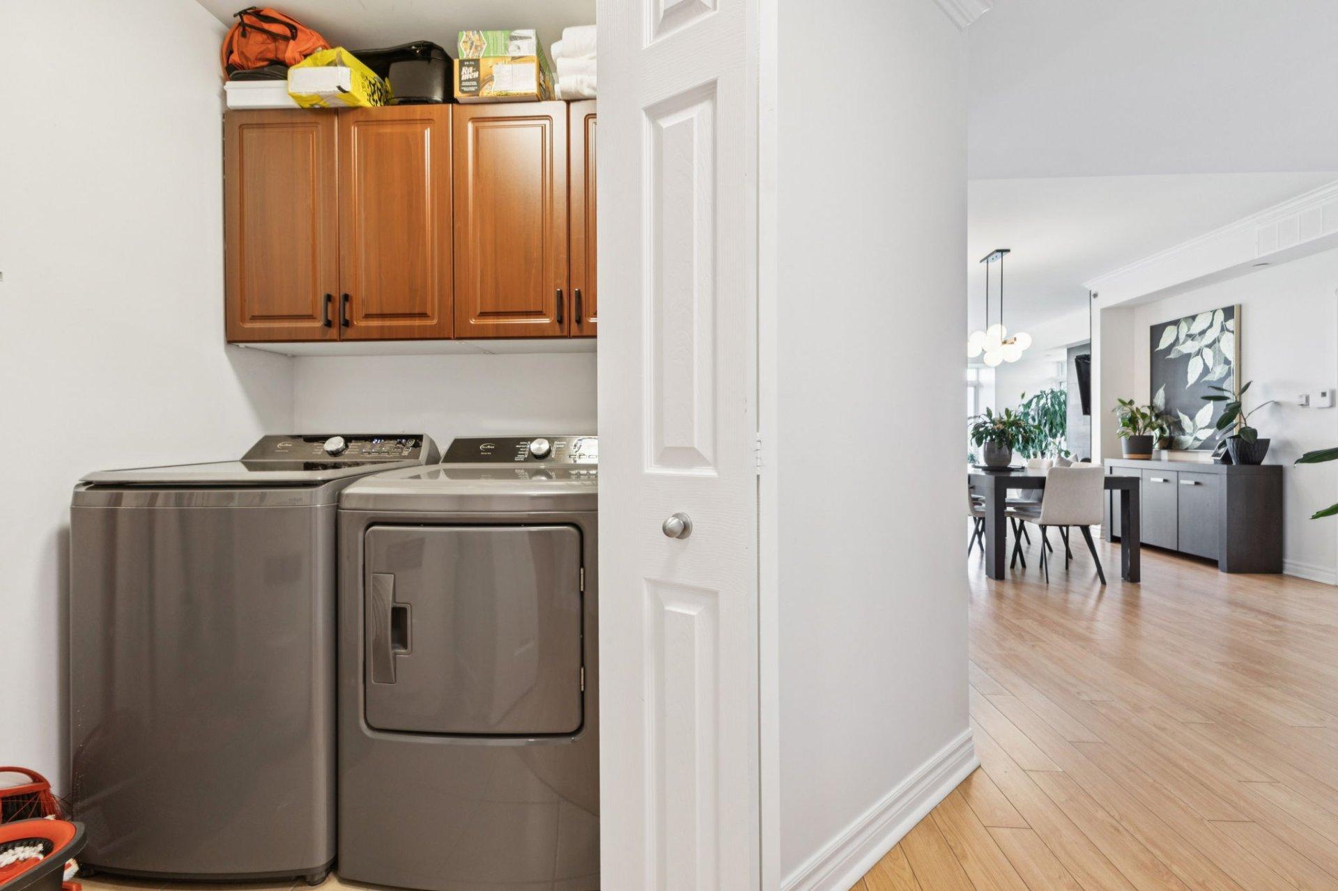 









1160


Ch. d'Aylmer

, 608,
Gatineau (Aylmer),




QC
J9H0E9

