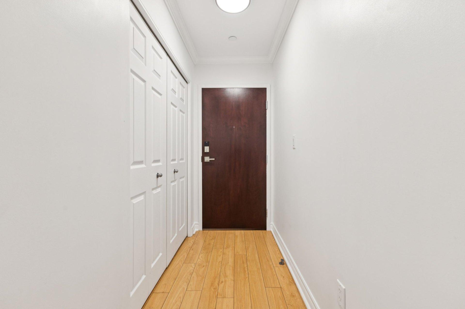 









1160


Ch. d'Aylmer

, 608,
Gatineau (Aylmer),




QC
J9H0E9

